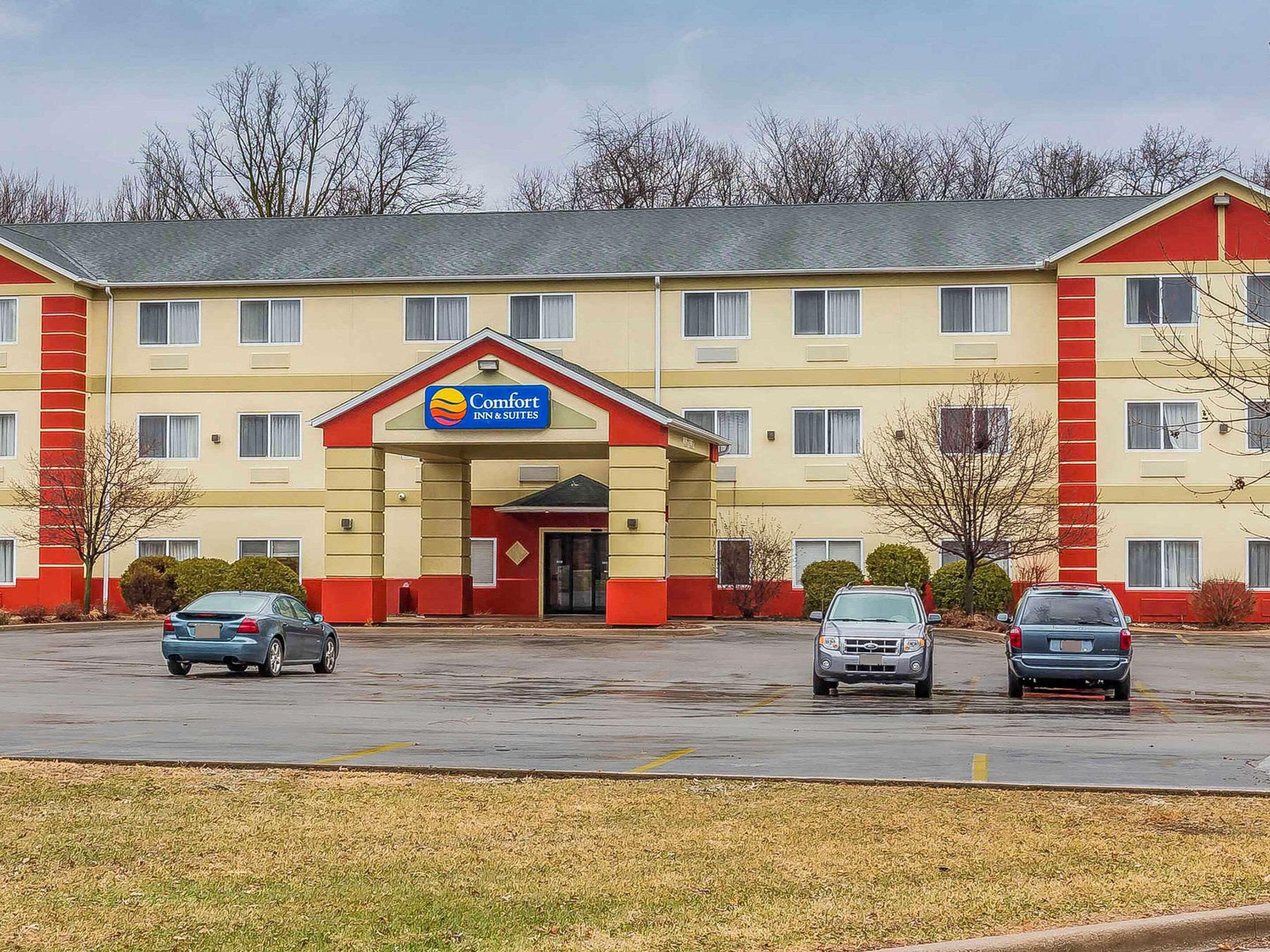 Comfort Inn & Suites East Moline Near I-80 Екстер'єр фото