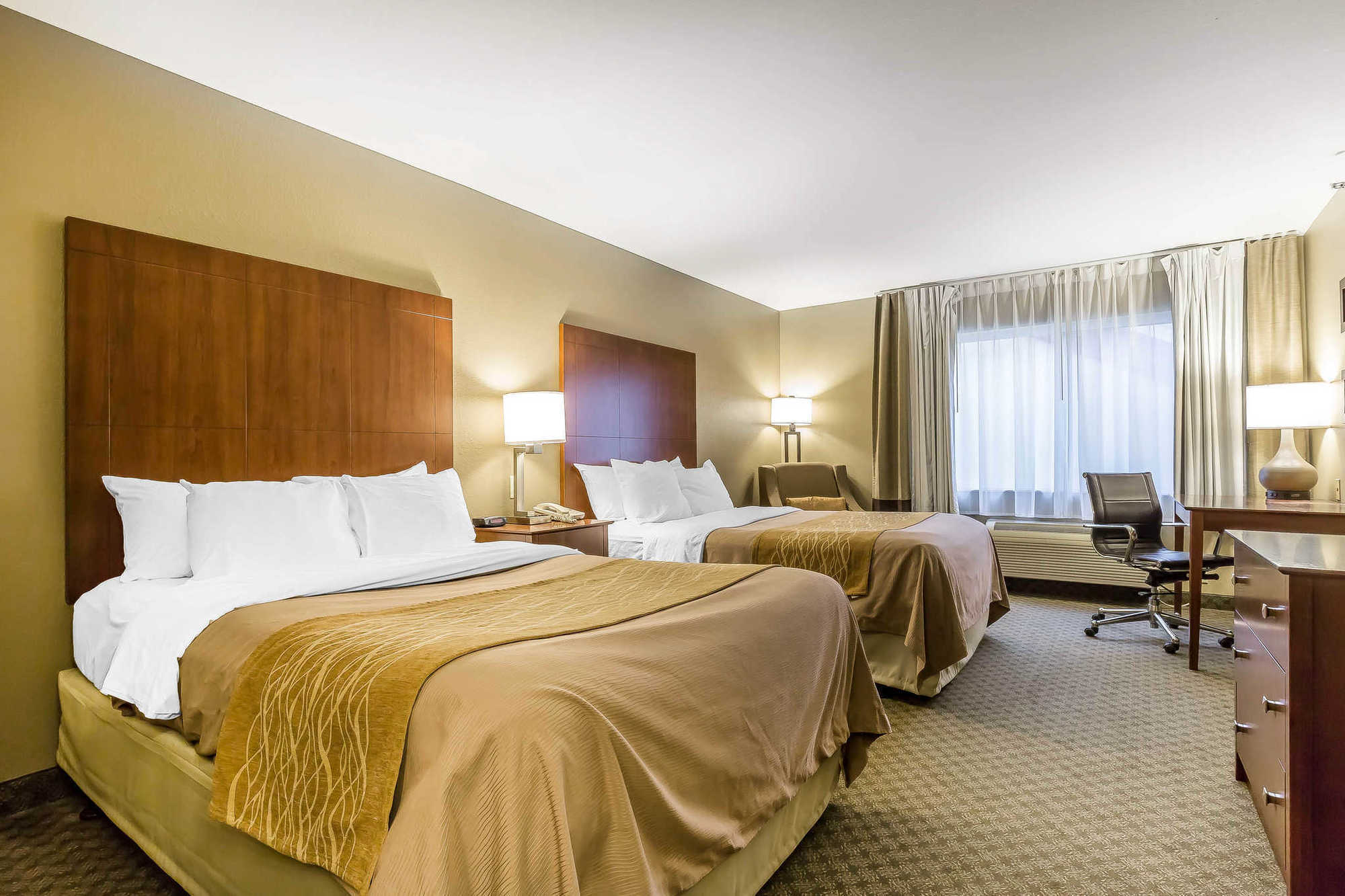 Comfort Inn & Suites East Moline Near I-80 Номер фото